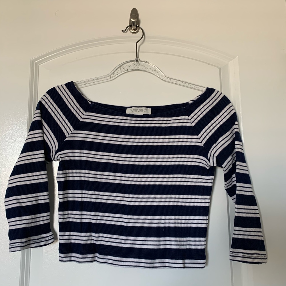 Forever 21 blue crop top